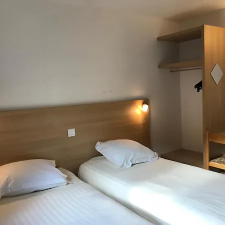 Brit Essentiel Deltour 2* Mende