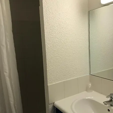 Brit Essentiel Deltour Hotel