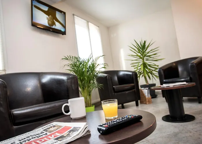 Brit Essentiel Deltour 2*